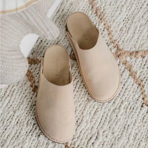 Jenni Kayne Beige Leather Slide Mules